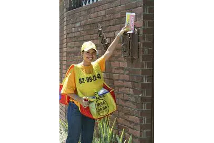 REPARTIDOR DE FLIERS VOLANTES image 1