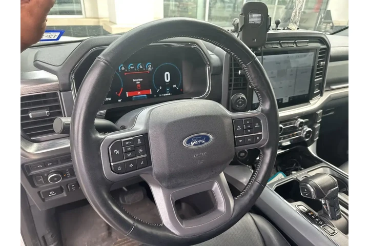 $38991 : Ford F-150 2023 4x2 XL 4dr S image 4
