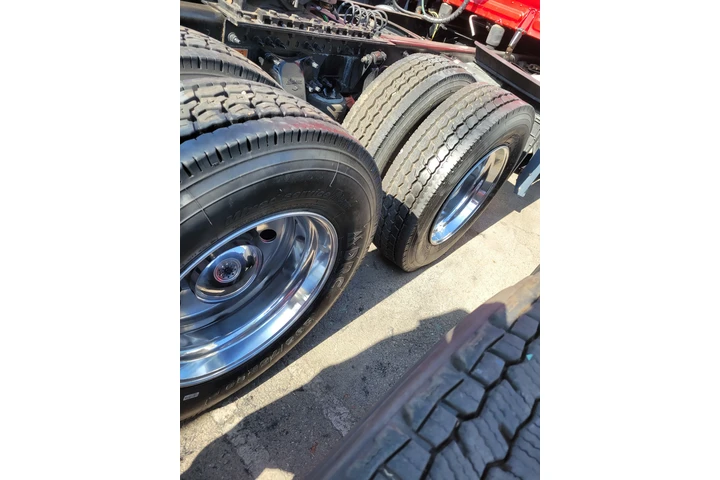$1 : Truck polish and metals polish image 5