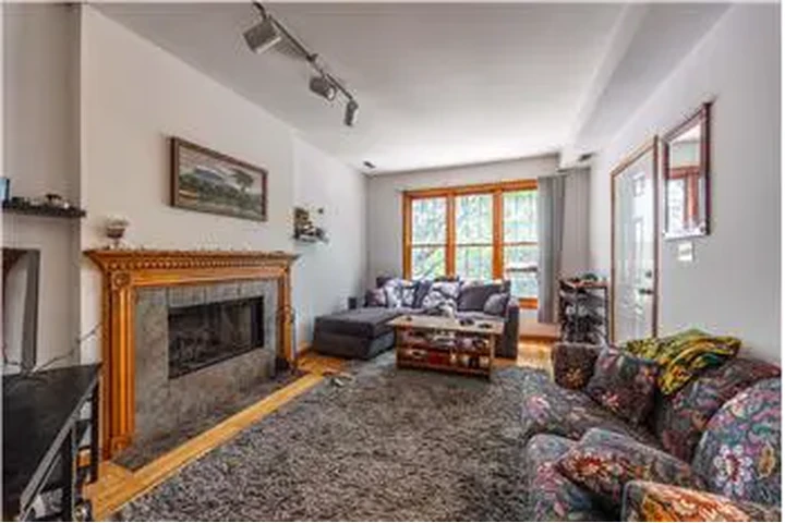 $3400 : Rental property with 3 bedro image 1