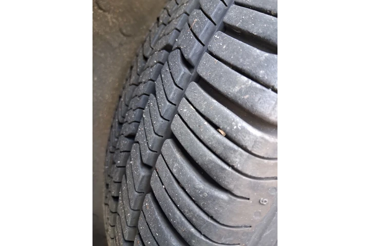 $2 : Se vende Nissan rogue 2008 image 3