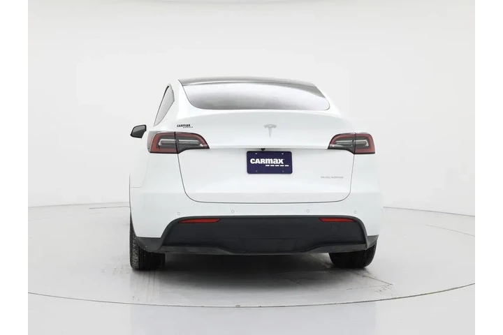 $27998 : Tesla Model Y 2022 AWD Long image 6