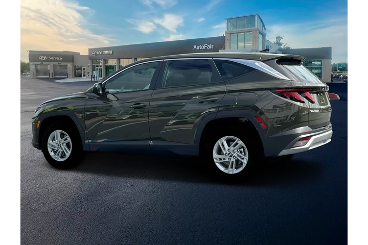 $27200 : Hyundai TUCSON 2025 AWD SE 4 image 4