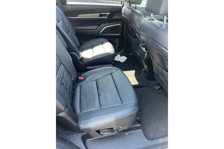 $37988 : Kia Telluride 2022 AWD SX 4d image 7