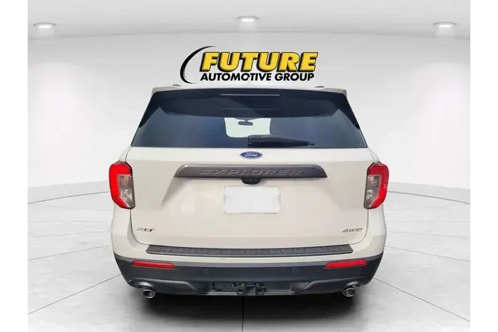 $32999 : Ford Explorer 2022 AWD XLT 4 image 4