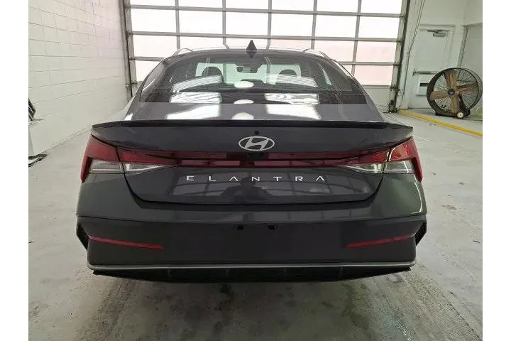 $22900 : Hyundai ELANTRA 2025 SEL Spo image 5