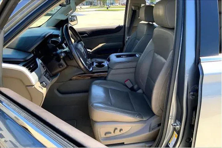 $25245 : GMC Yukon XL 2019 4x2 SLT 4d image 7