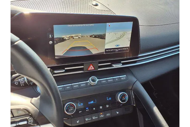 $18631 : Hyundai ELANTRA 2023 SEL 4dr image 6