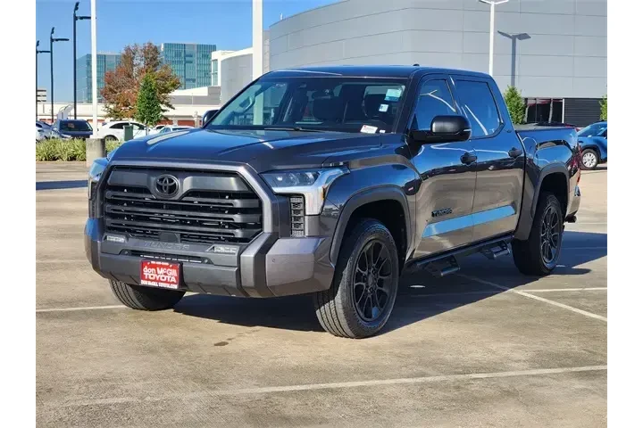 $38495 : Toyota Tundra 2023 4x4 SR5 4 image 3