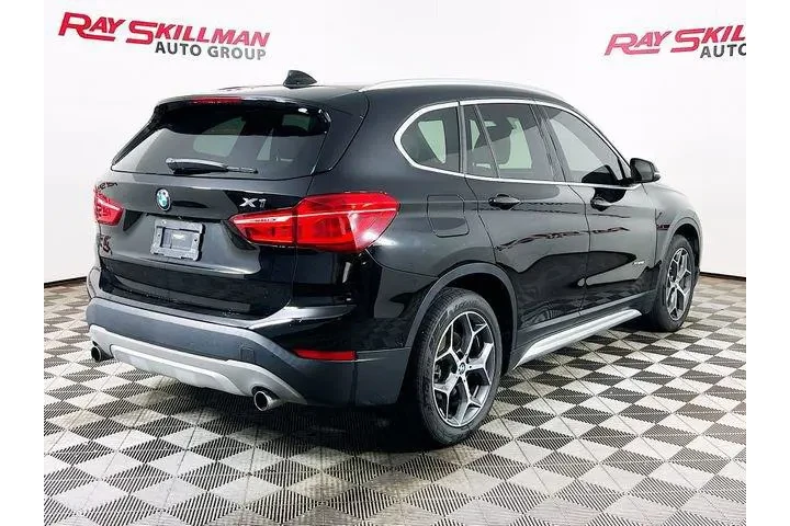 $16975 : BMW X1 2018 AWD xDrive28i 4d image 9