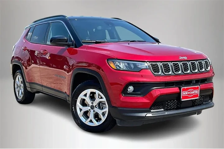 $30360 : Jeep Compass 2025 4x4 Latitu image 1