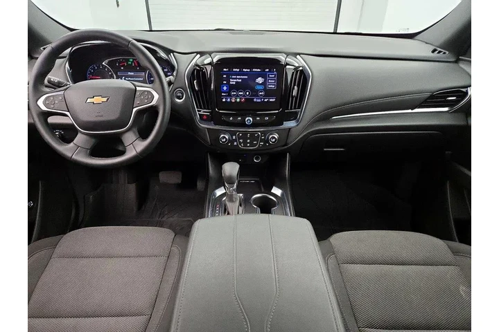 $29998 : Chevrolet Traverse 2023 LT C image 9