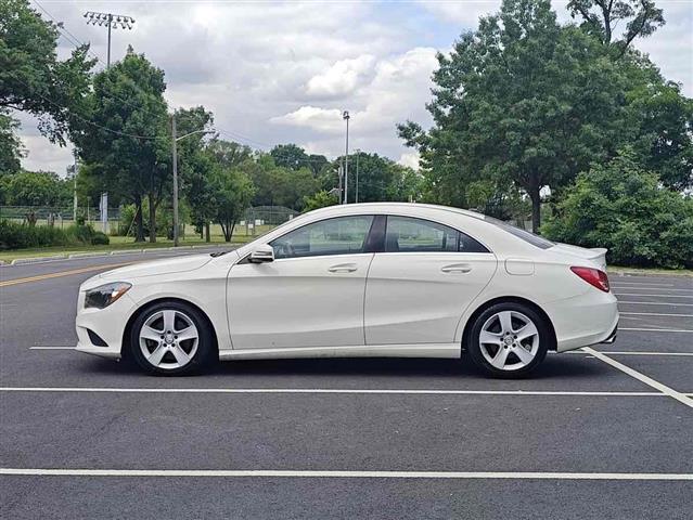 2015 CLA 250 4MATIC Coupe image 4