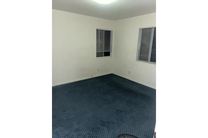 $900 : Room/cuarto image 2