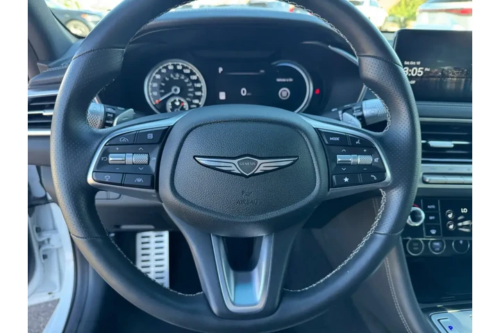 Genesis G70 2025 3.3T Sport image 9