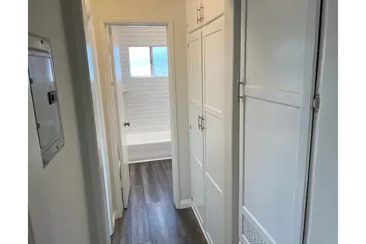 $1000 : LAWNDALE CA 1bed Apartamento image 8