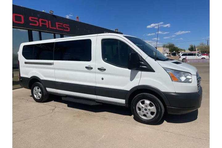 $16995 : 2017 Transit 350 XLT image 10
