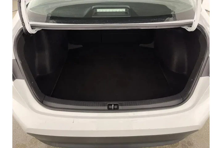 $23995 : Toyota Corolla 2024 LE 4dr S image 10