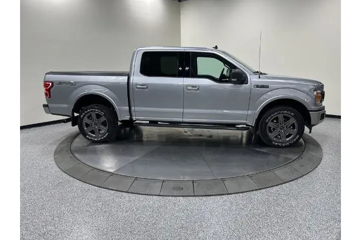 $33766 : Ford F-150 2020 4x4 XLT 4dr image 5