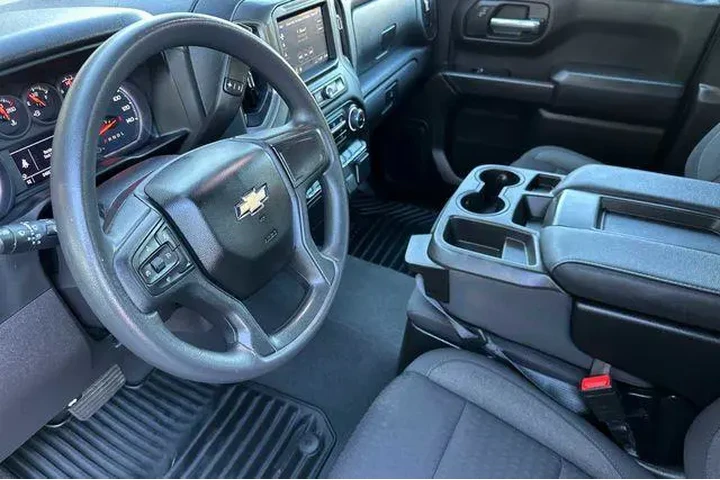 $30587 : Chevrolet Silverado 1500 202 image 4