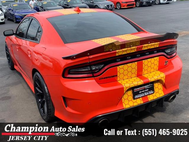 Used 2019 Charger Scat Pack R image 5