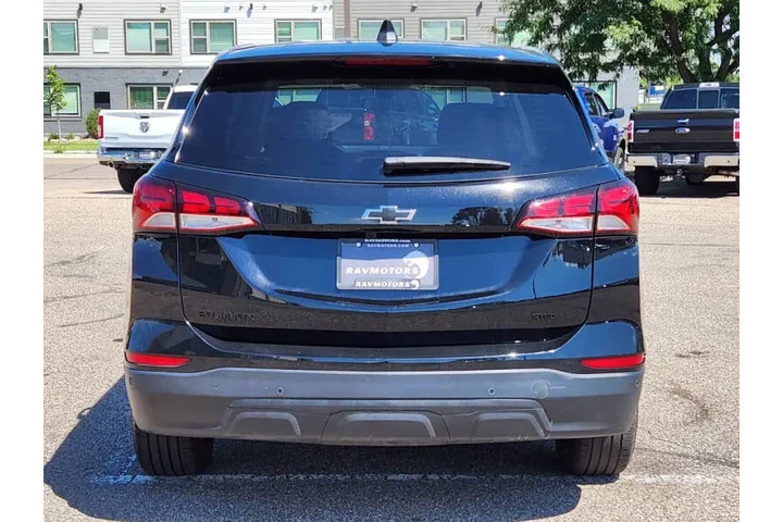 $18975 : 2024 Equinox LS image 10