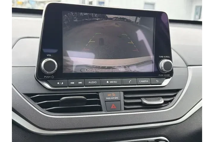 $19649 : Nissan Altima 2024 2.5 SR 4d image 6