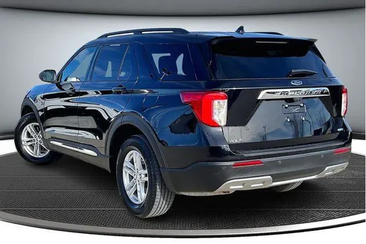 $20750 : Ford Explorer 2020 AWD XLT 4 image 4