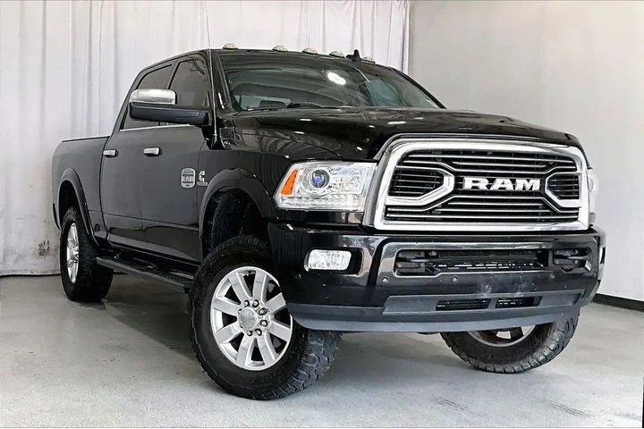 $36991 : Ram 2500 2018 4x4 Laramie Li image 1