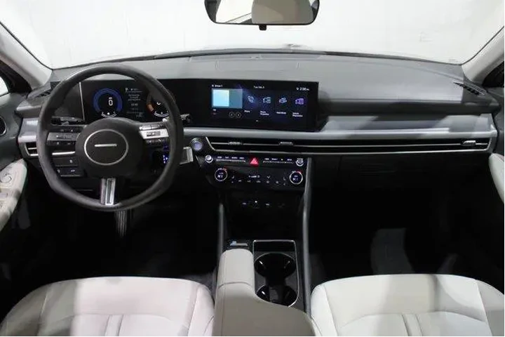 $25998 : Hyundai SONATA 2024 SEL 4dr image 2