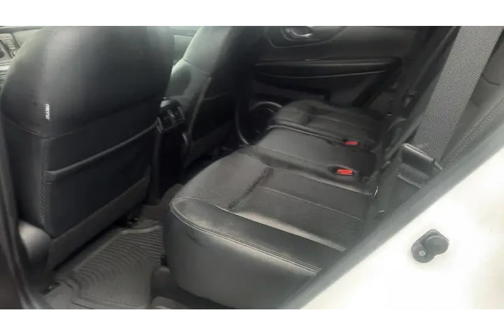 $9995 : 2017 Rogue image 4