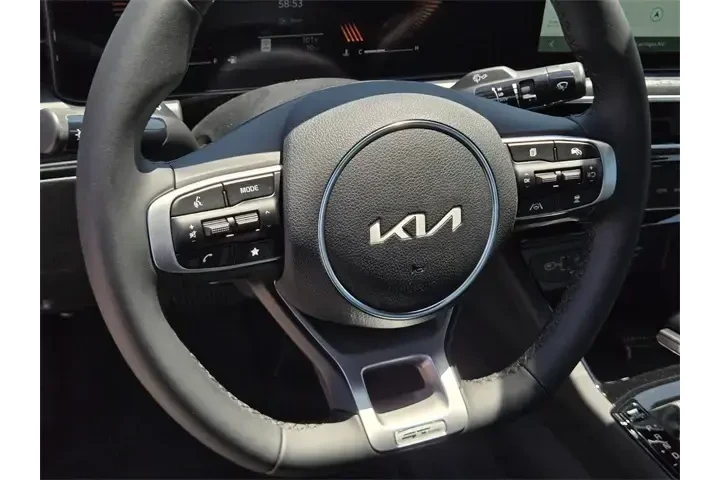 $29988 : Kia K5 2025 GT-Line 4dr Seda image 10