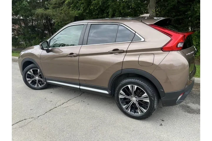 $11997 : 2020 Eclipse Cross SE image 5