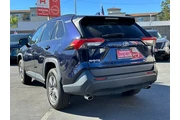 $24898 : Toyota RAV4 2022 XLE 4dr SUV thumbnail