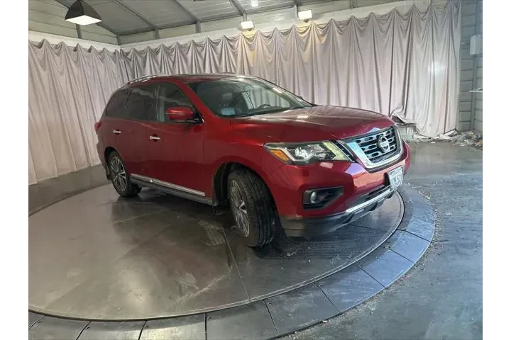 $9999 : Nissan Pathfinder 2018 Plati image 3
