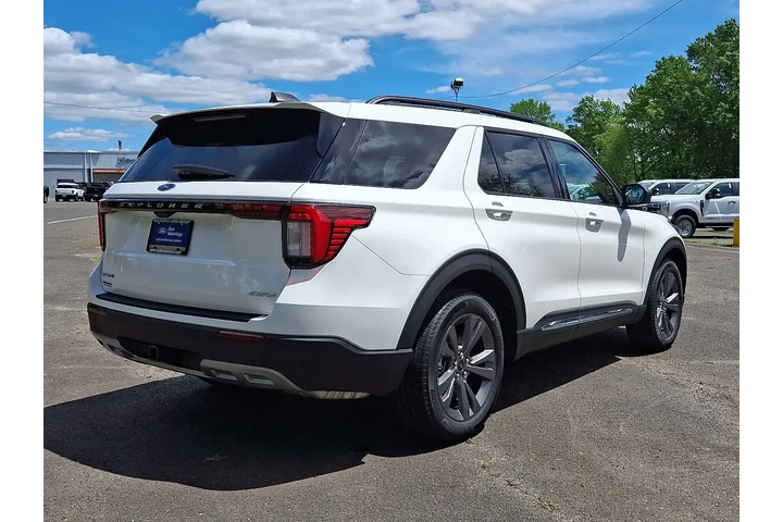 $39299 : Ford Explorer 2025 AWD Activ image 8