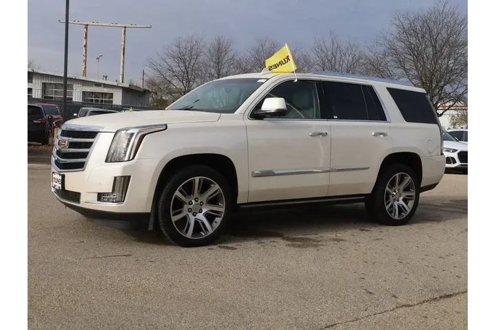 $17577 : Cadillac Escalade 2015 4x4 P image 4