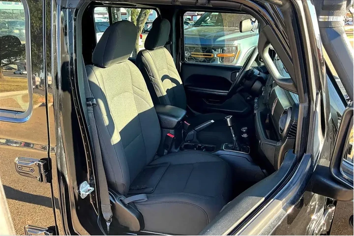 $23001 : Jeep Gladiator 2020 4x4 Spor image 8