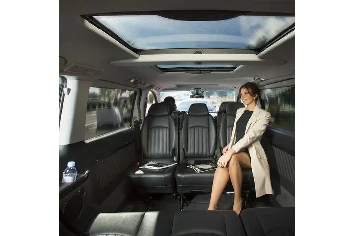 private car service in Seattle image 2