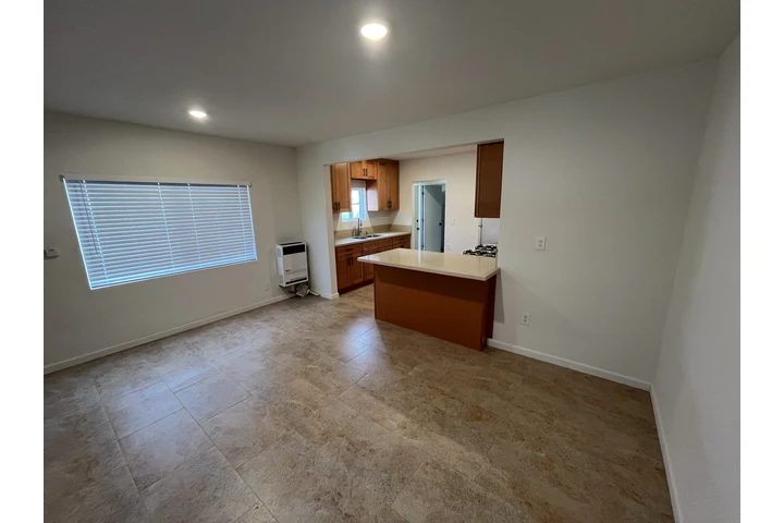 $2100 : House for rent image 3