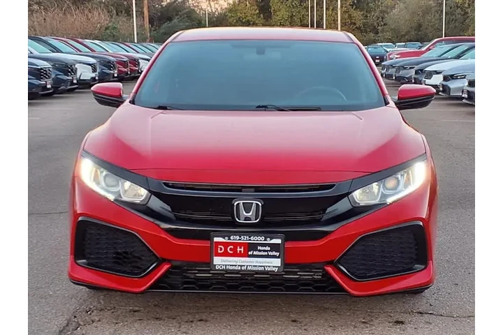 $17969 : Honda Civic 2017 LX 4dr Hatc image 2