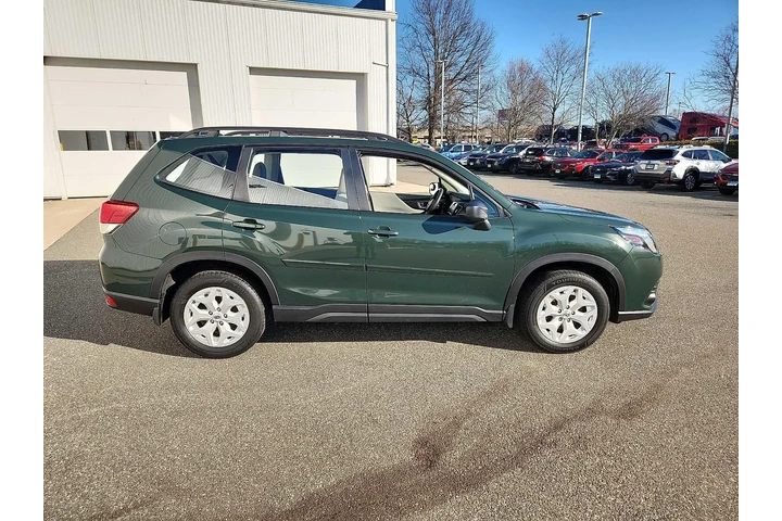 $18788 : Subaru Forester 2023 AWD Bas image 7