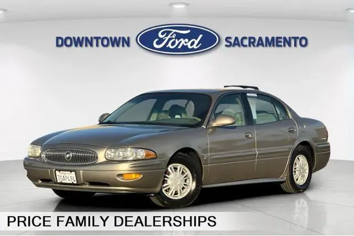 $5900 : Buick LeSabre 2002 Custom 4d image 1