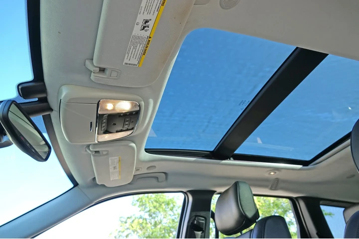 $5995 : 2017 Grand Cherokee Summit image 7