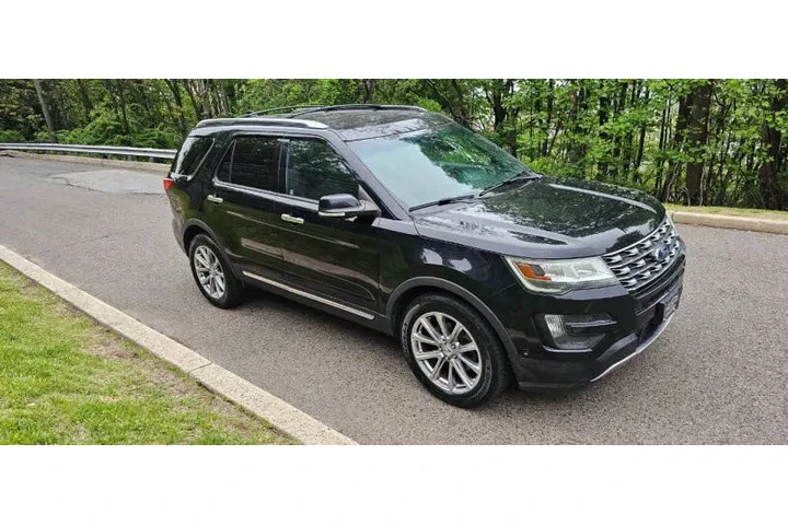 $9495 : 2016 Explorer Limited image 5