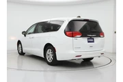 $21998 : Chrysler Voyager 2023 LX 4dr thumbnail