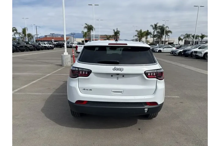 $22998 : Jeep Compass 2022 4x4 Sport image 7