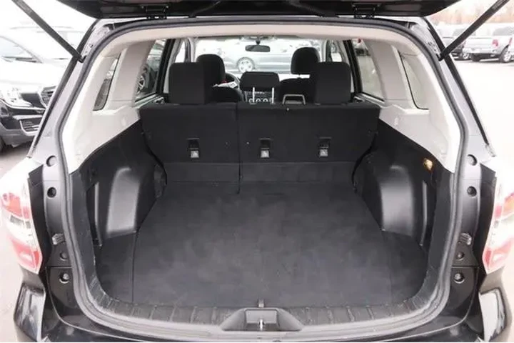 $8950 : Subaru Forester 2015 AWD 2.5 image 7