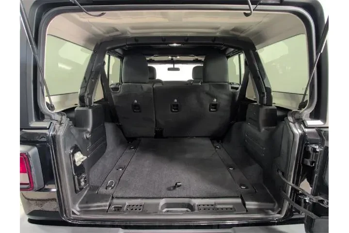 $28988 : Jeep Wrangler 2023 4x4 Sport image 10