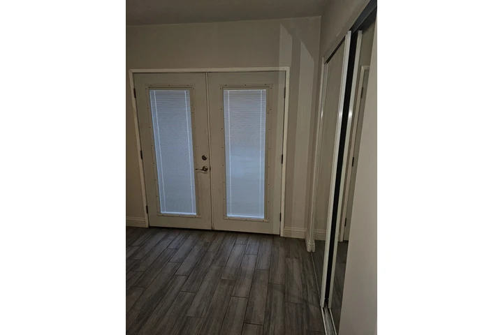 $900 : SE RENTA CUARTO image 9